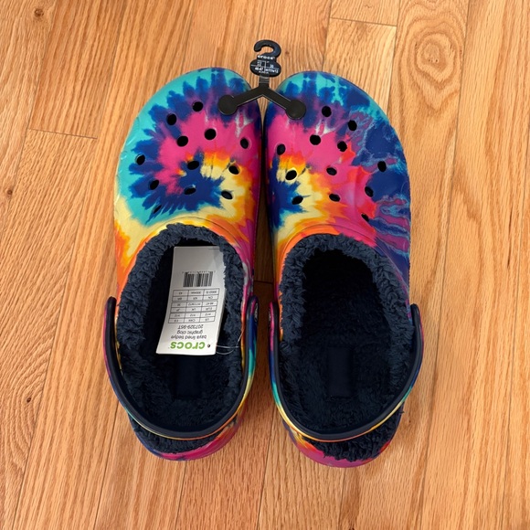 Crocs Baya Lined Tie-dye Graphic Clog - Picture 2 of 12